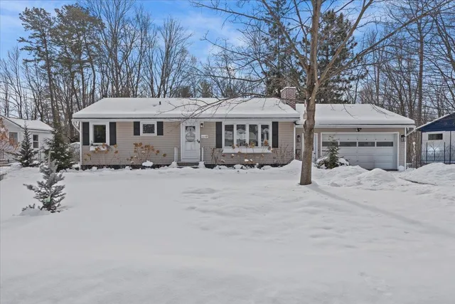 $499,000 | 23 Duval Street, South Burlington, VT 05403