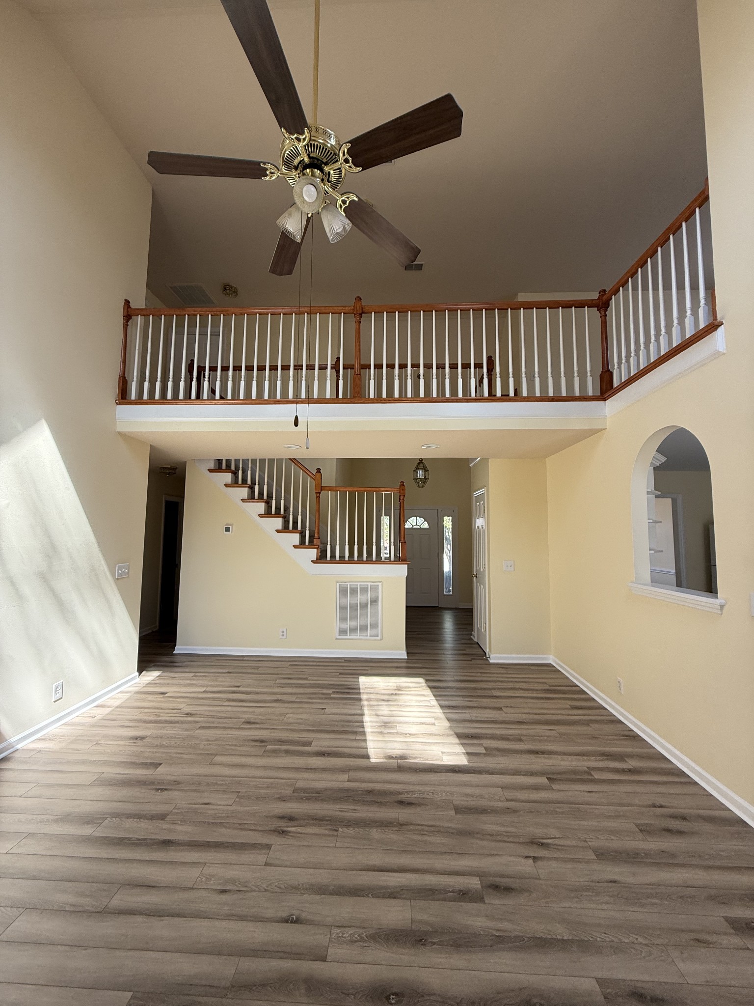 222 Mandella Way Murfreesboro, TN 37127 - Photo 2 of 35