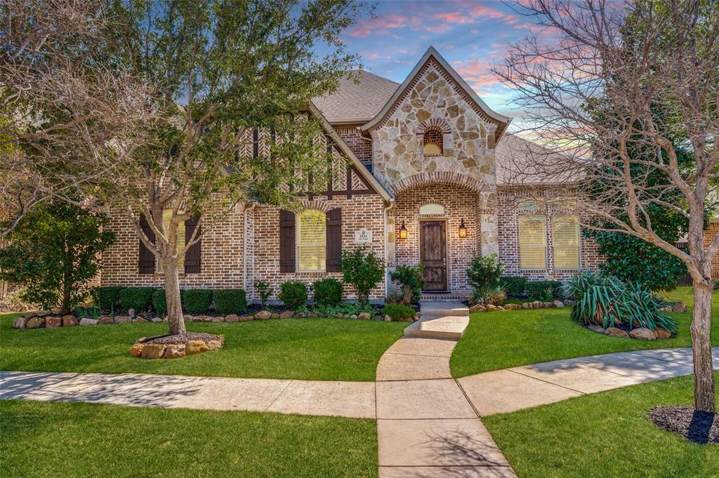 Welcome home to 2531 Sage Ridge!