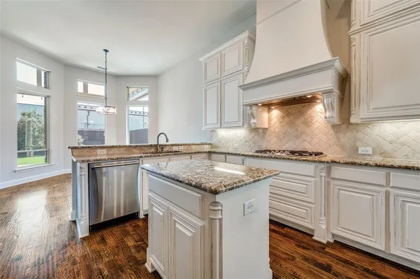 $950,000 | 2531 Sage Ridge Drive, Frisco, TX 75034
