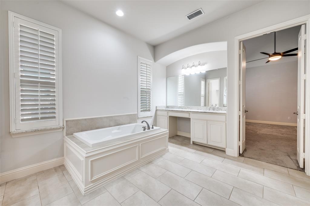 2531 Sage Ridge Drive Frisco, TX 75034 - Photo 18 of 40