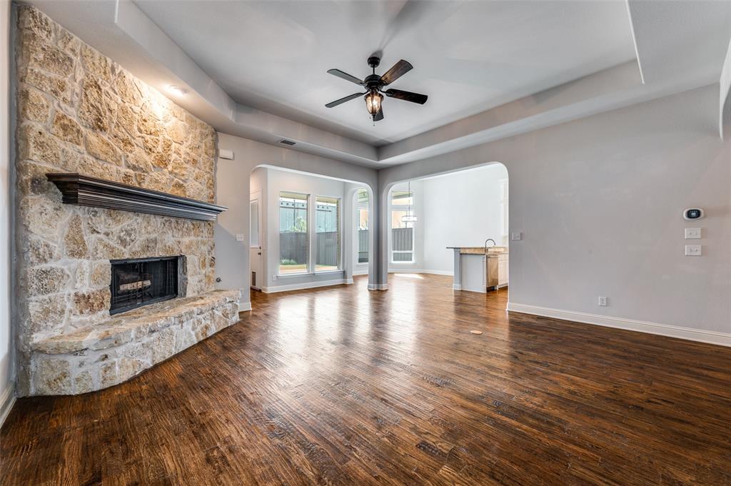 2531 Sage Ridge Drive Frisco, TX 75034 - Photo 9 of 40