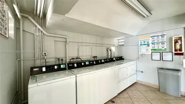 $2,500 | 130 South Shore Drive, Unit 4B, Miami Beach, FL 33141