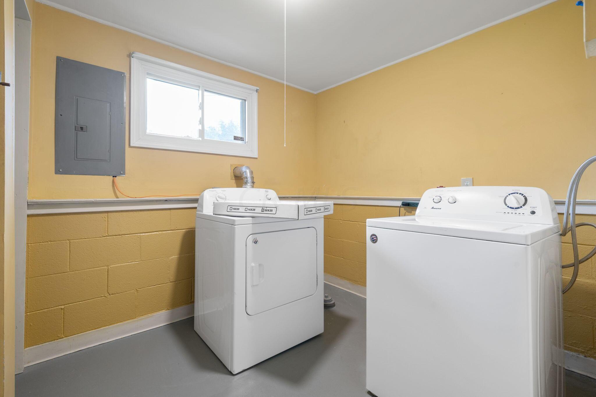 4901 Justin Road Columbus, OH 43227 - Photo 19 of 30 Laundry Room