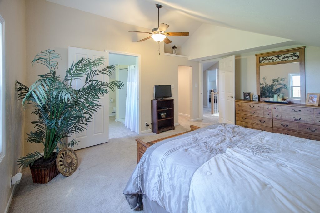 5016 Paulson Road Caledonia, IL 61011 - Photo 13 of 25 Gallery Image 13