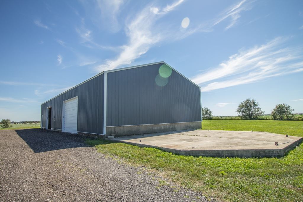 5016 Paulson Road Caledonia, IL 61011 - Photo 23 of 25 Gallery Image 23