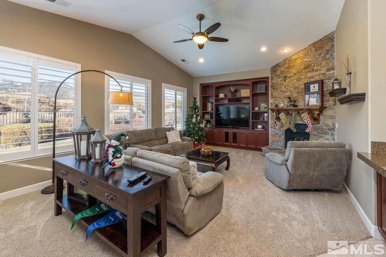 15260 Redmond Loop Reno, NV 89511 - Photo 3 of 27 Photo 3