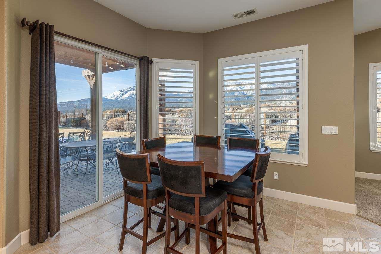 15260 Redmond Loop Reno, NV 89511 - Photo 6 of 27 Photo 6
