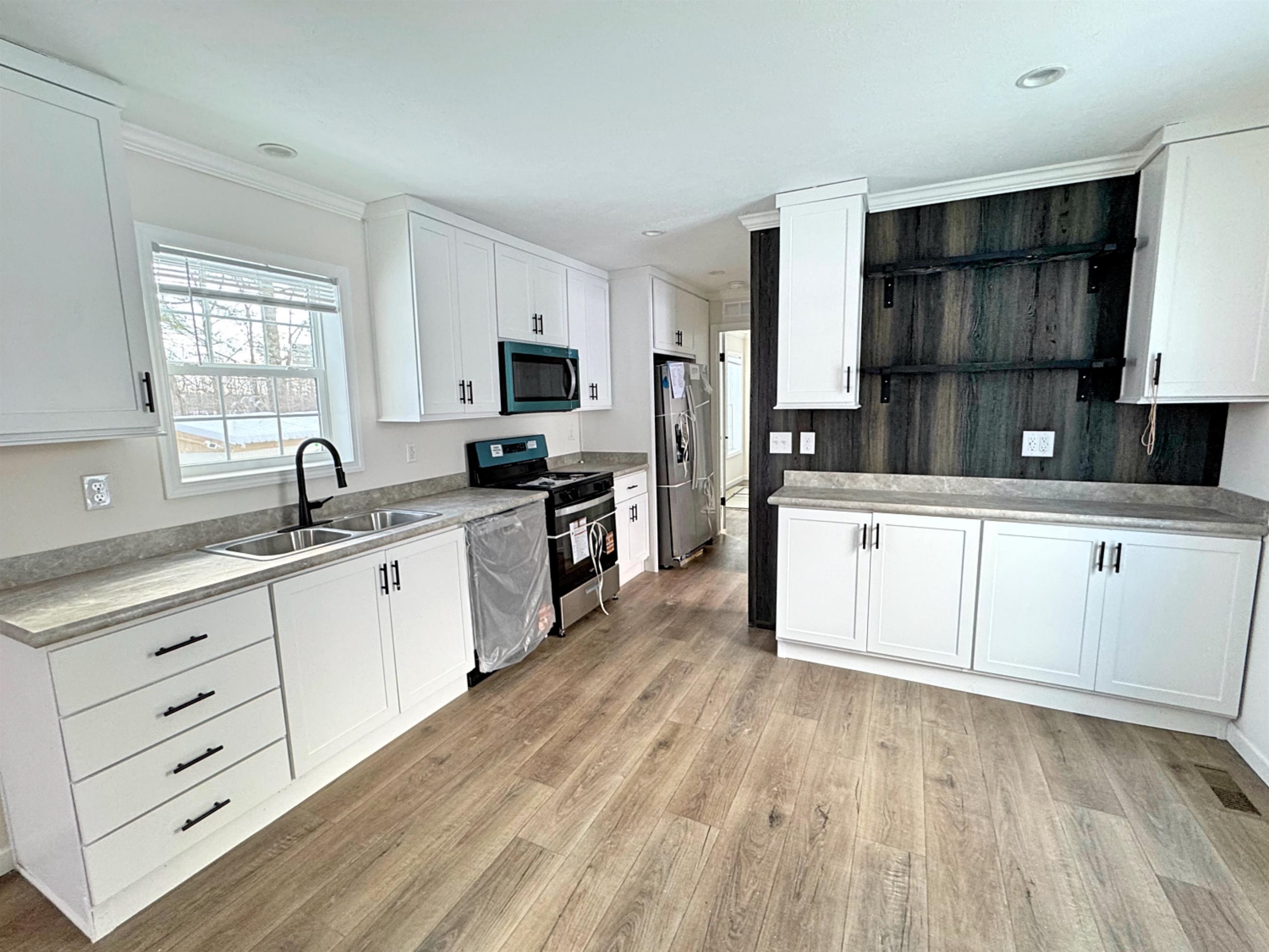 20 True Road, Unit 52 Meredith, NH 03253 - Photo 9 of 21