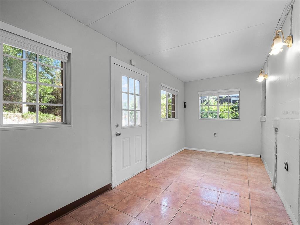 156 Oak Grove Road Winter Park, FL 32789 - Photo 6 of 21 Gallery Image 6