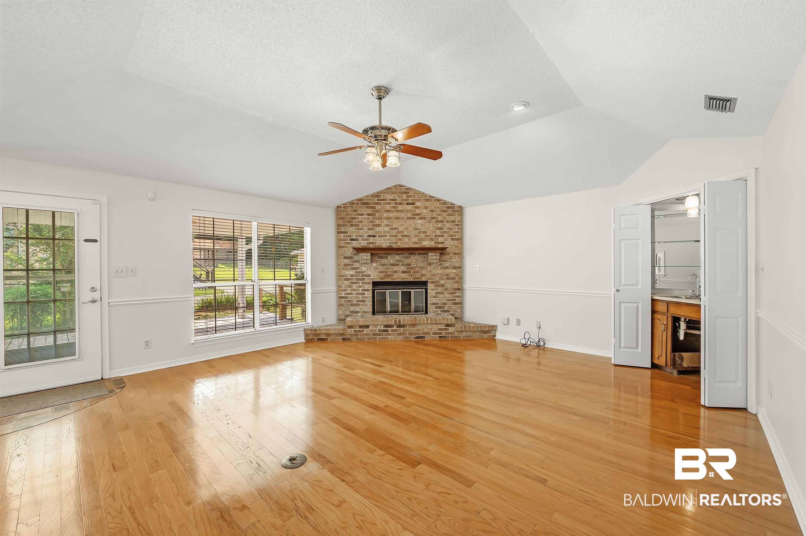 2 Command Heights Daphne, AL 36527 - Photo 14 of 31 Great Room