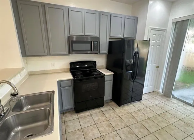 $1,899 | 2674 Mayaguana Street, Kissimmee, FL 34747