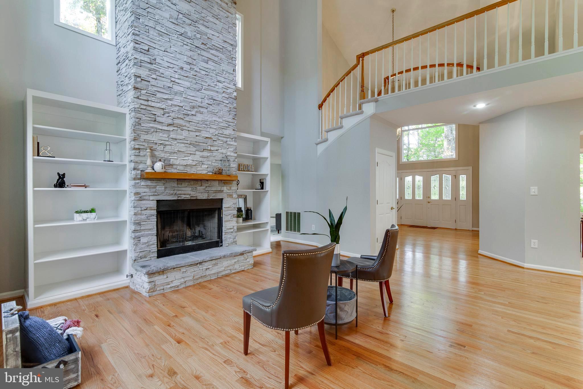 8 Keswick Road Stafford, VA 22556 - Photo 12 of 35 Great open space with the high ceilings