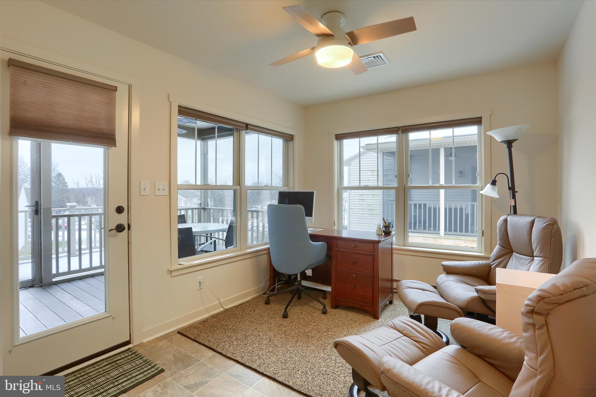 6238 Overview Lane Harrisburg, PA 17111 - Photo 14 of 34 a living room with furniture and a window