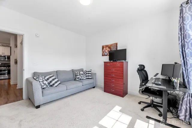 $2,950 | 921 Vanderbergh Boulevard, Monroe Township, NJ 08831