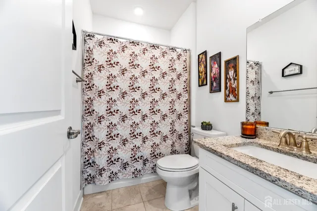 $2,950 | 921 Vanderbergh Boulevard, Monroe Township, NJ 08831