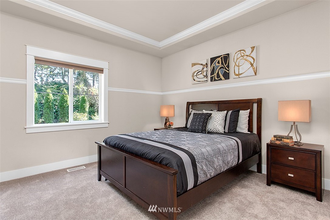 4813 Northeast 13th Place Renton, WA 98059 - Photo 11 of 21 Gallery Image 11