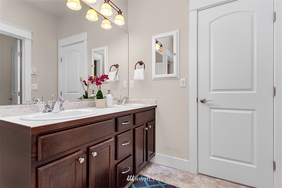 4813 Northeast 13th Place Renton, WA 98059 - Photo 18 of 21 Gallery Image 18