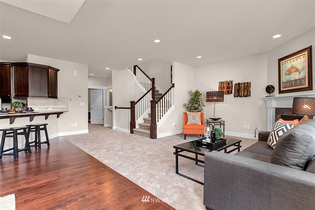 4813 Northeast 13th Place Renton, WA 98059 - Photo 9 of 21 Gallery Image 9