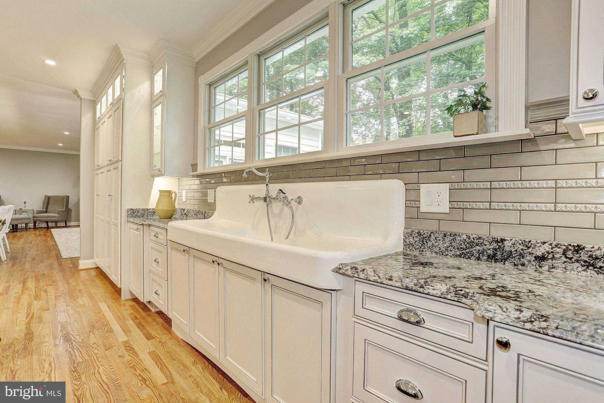 12235 Frederick Road Ellicott City, MD 21042 - Photo 14 of 30 Interior (General)