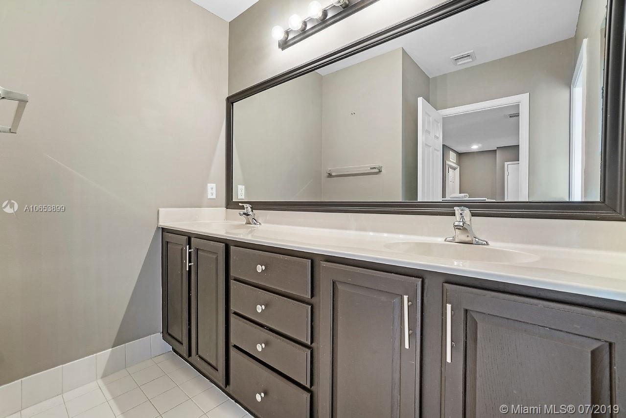 650 Gazetta Way West Palm Beach, FL 33413 - Photo 23 of 35