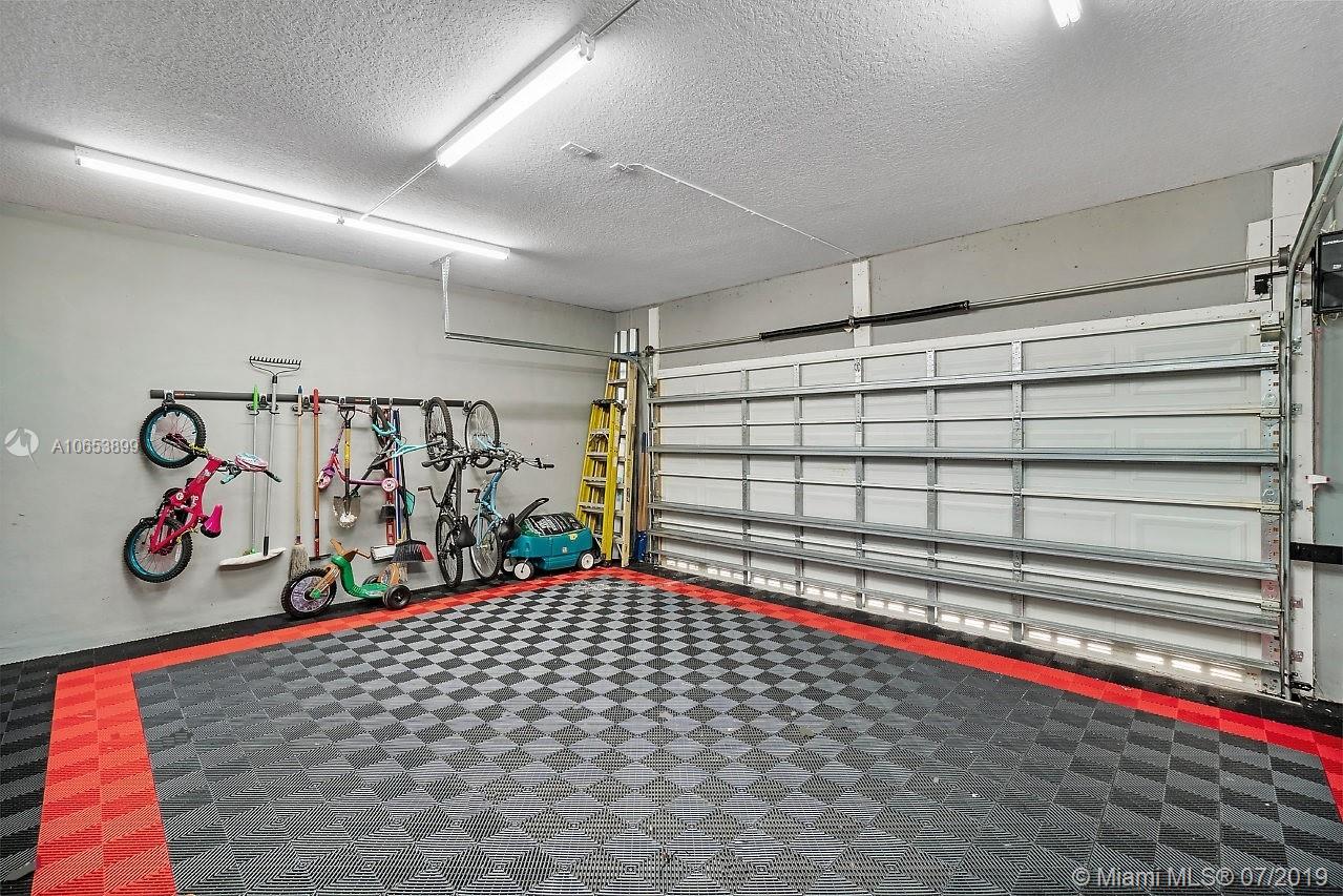 650 Gazetta Way West Palm Beach, FL 33413 - Photo 29 of 35