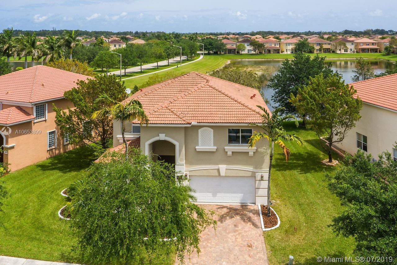 650 Gazetta Way West Palm Beach, FL 33413 - Photo 32 of 35