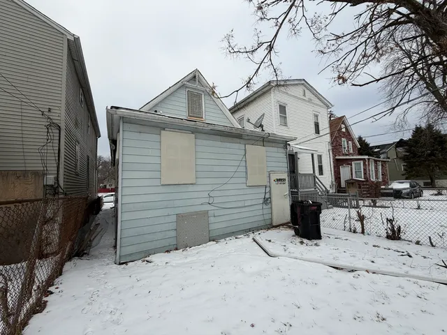 $59,900 | 10623 South Perry Avenue, Chicago, IL 60628