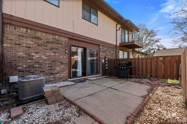 24874 Chalk Farm Road West, Unit 62 Warren, MI 48091 - Photo 11 of 36
