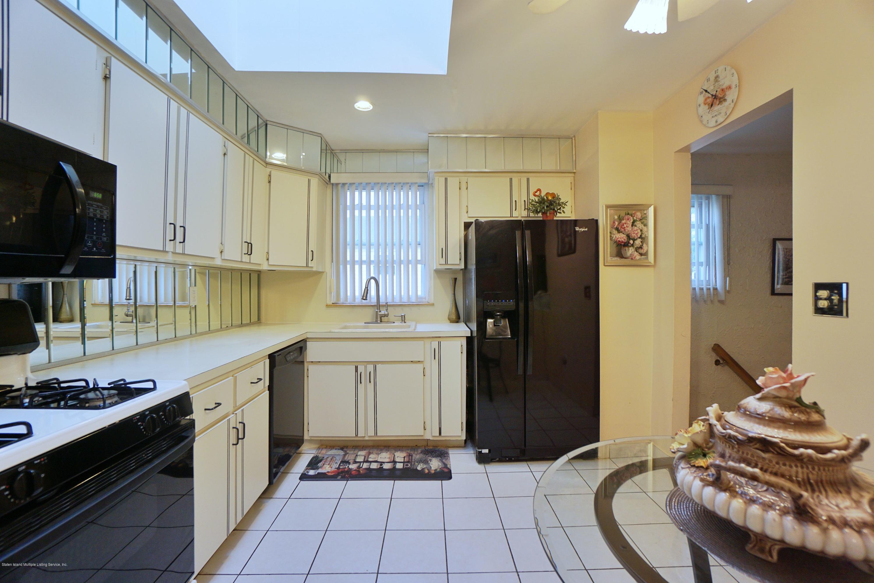 91 Annadale Road Staten Island, NY 10312 - Photo 11 of 40 ktch2