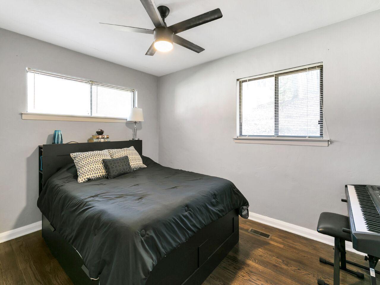1122 Fernway Road Chattanooga, TN 37405 - Photo 13 of 18 Master bedroom