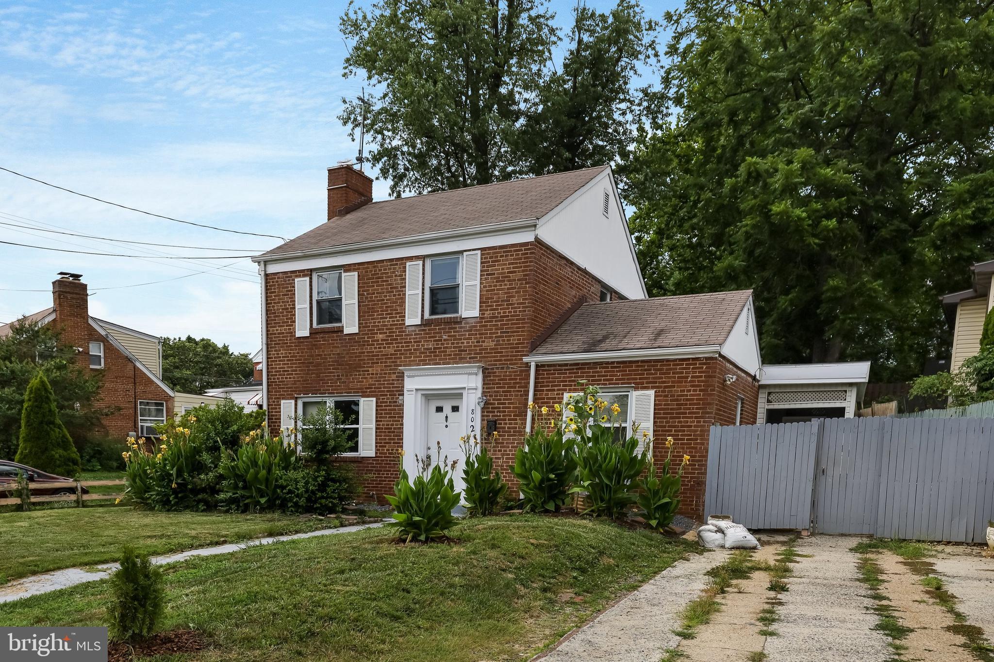 802 Patton Drive Silver Spring, MD 20901 - Photo 3 of 34 Gallery Image 3