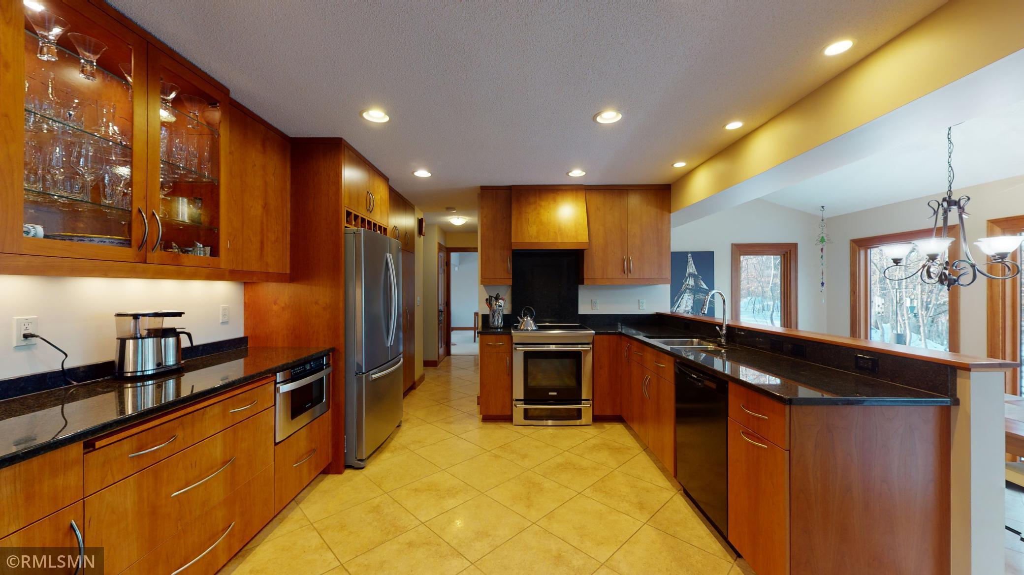 6770 Buckridge Court Northeast Rochester, MN 55906 - Photo 6 of 40 Gallery Image 6