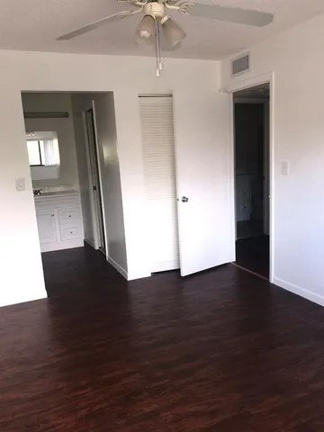 $2,300 | 819 Northeast 199th Street, Unit 205, Miami, FL 33179