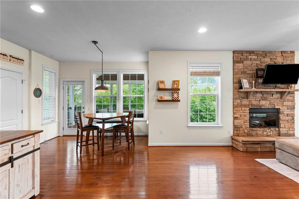 217 Old Hickory Road Zelienople, PA 16063 - Photo 5 of 37