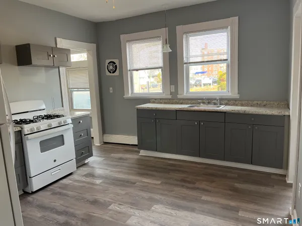 $2,500 | 2449-2451 North Avenue, Unit 1, Bridgeport, CT 06604