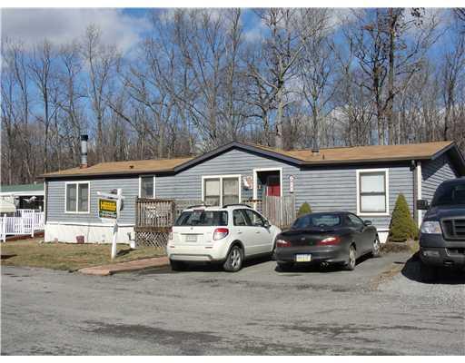506 Amy Lane Rochester, PA 15074 - Photo 1 of 18 Exterior Front.
