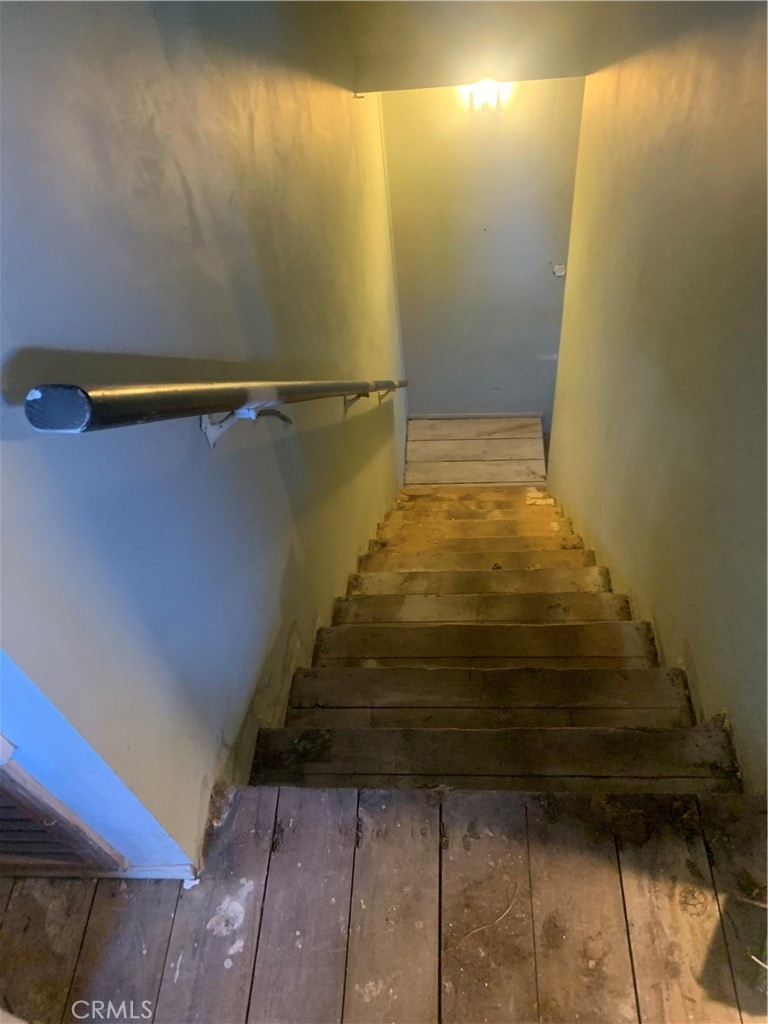 608 Arrowhead Villa Road Lake Arrowhead, CA 92352 - Photo 2 of 3