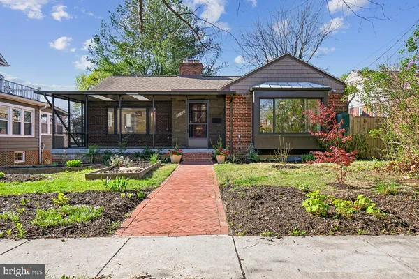 $991,312 | 1312 Geranium Street Northwest, Washington, DC 20012