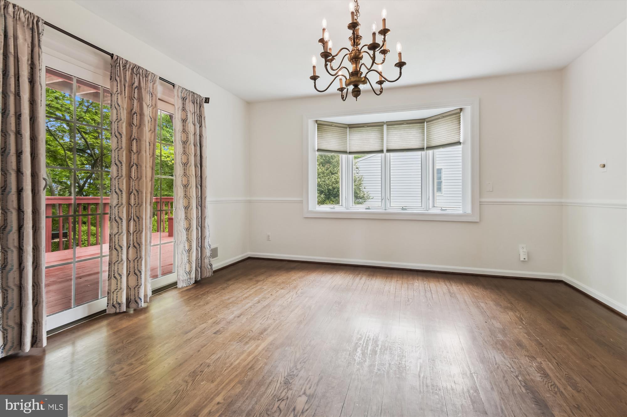 1016 West Joppa Road Towson, MD 21204 - Photo 6 of 43 Dining Room with Sliding Doors out back