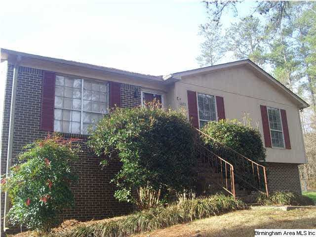 1023 James Taylor Road Moody, AL 35004 - Photo 2 of 16