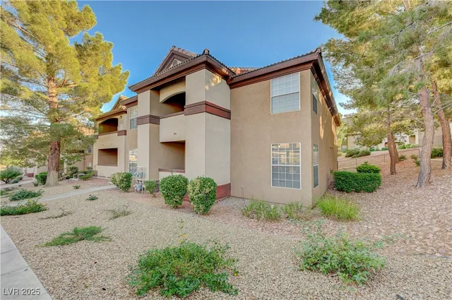 $235,000 | 231 West Horizon Ridge Parkway, Unit 2117, Henderson, NV 89012