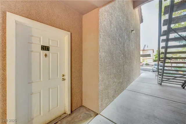 $235,000 | 231 West Horizon Ridge Parkway, Unit 2117, Henderson, NV 89012