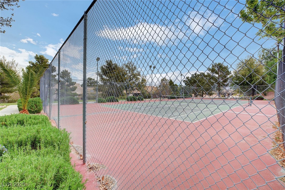 231 West Horizon Ridge Parkway, Unit 2117 Henderson, NV 89012 - Photo 64 of 70