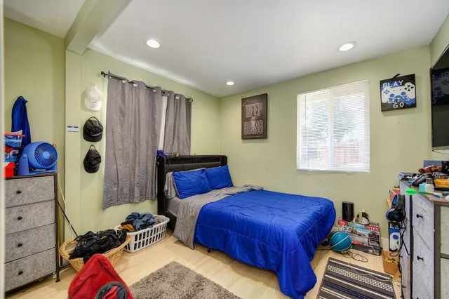 $1,049,000 | 121 1st Street, Woodland, CA 95695