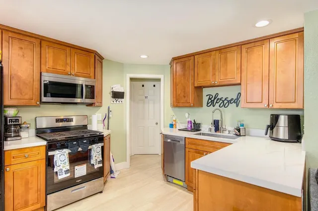 $1,049,000 | 121 1st Street, Woodland, CA 95695