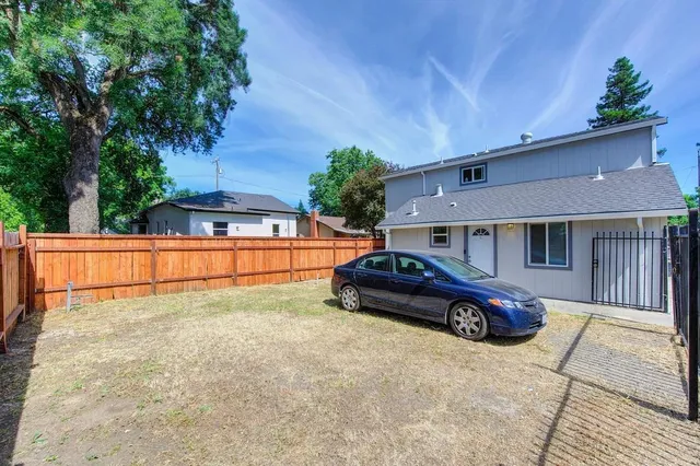 $1,049,000 | 121 1st Street, Woodland, CA 95695