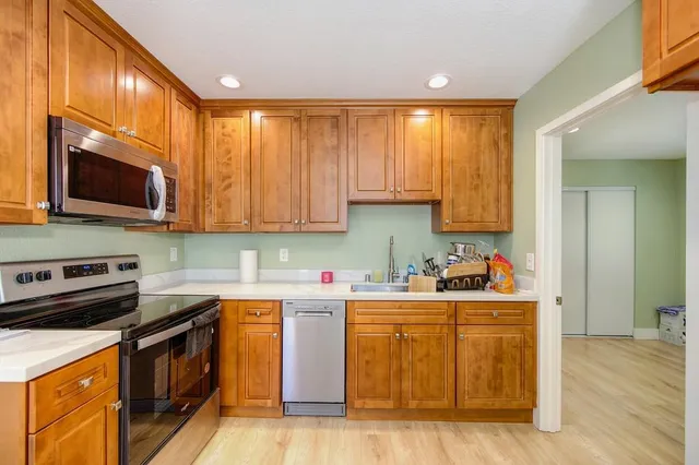 $1,049,000 | 121 1st Street, Woodland, CA 95695