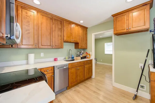 $1,049,000 | 121 1st Street, Woodland, CA 95695