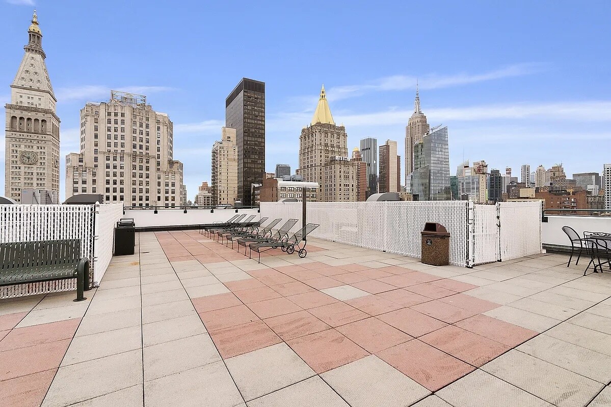 50 Lexington Avenue, Unit 22C Manhattan, NY 10010 - Photo 8 of 14 a view of roof with sitting area